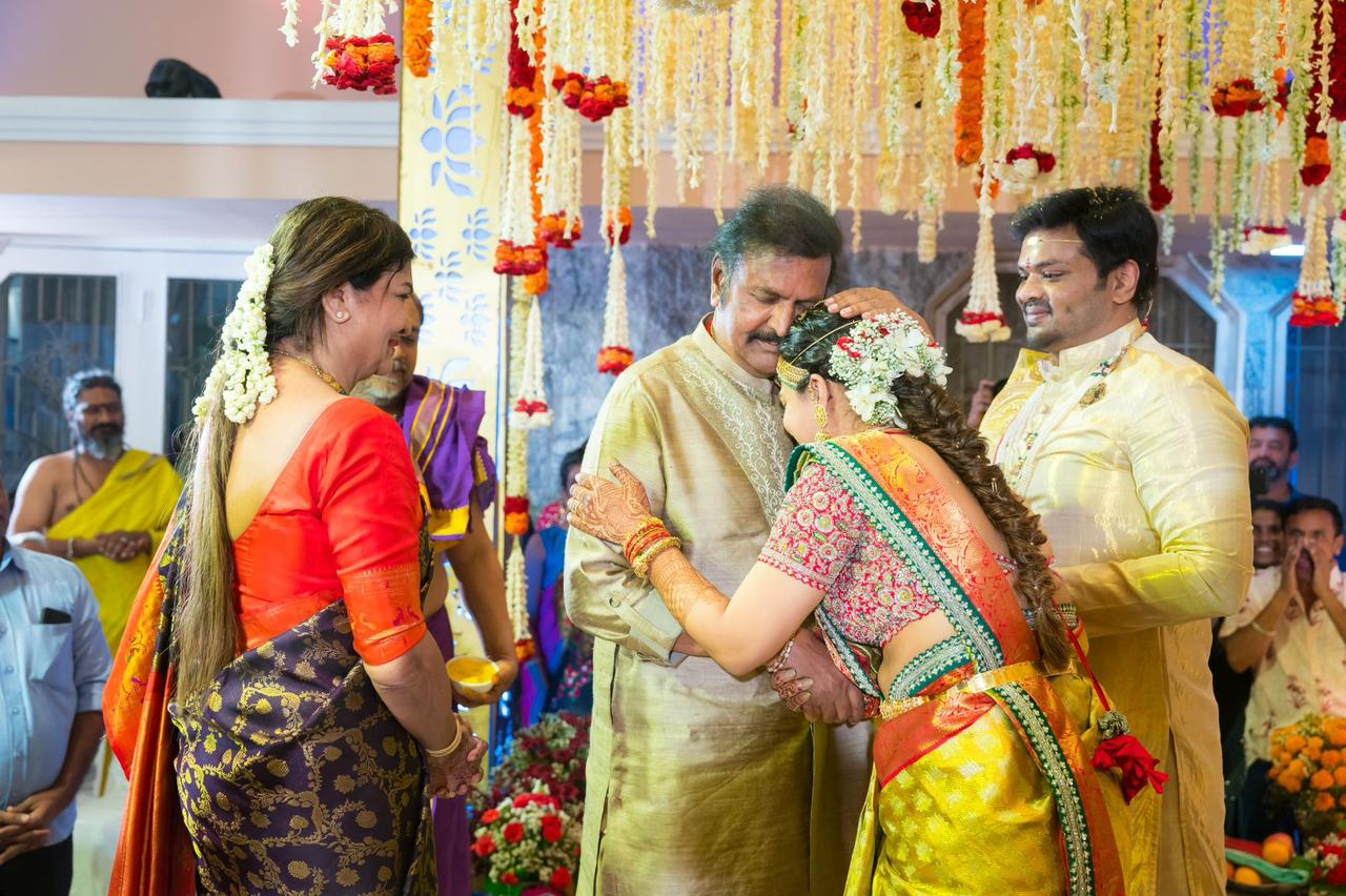 manchu manoj-mounika wedding  మనోజ్-మౌనికని ఆశీర్వదించిన మోహన్ బాబు
