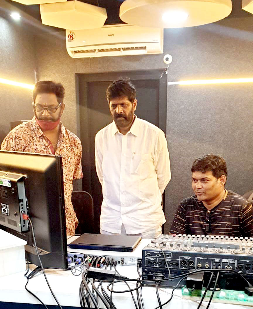 meeko prema khada chappali,meeko prema khada chappali movie,meeko prema khada chappali recording,meeko prema khada chappali recording begins,kunireddy srinivas  మీకో ప్రేమ కథ చెప్పాలి.. రికార్డింగ్