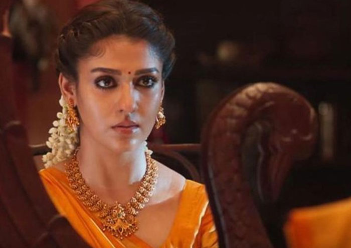 sye raa,mega fans,nayanthara,angry,tamanna  నయన్‌పై మెగా ఫ్యాన్స్ కూడా గుస్సా..!