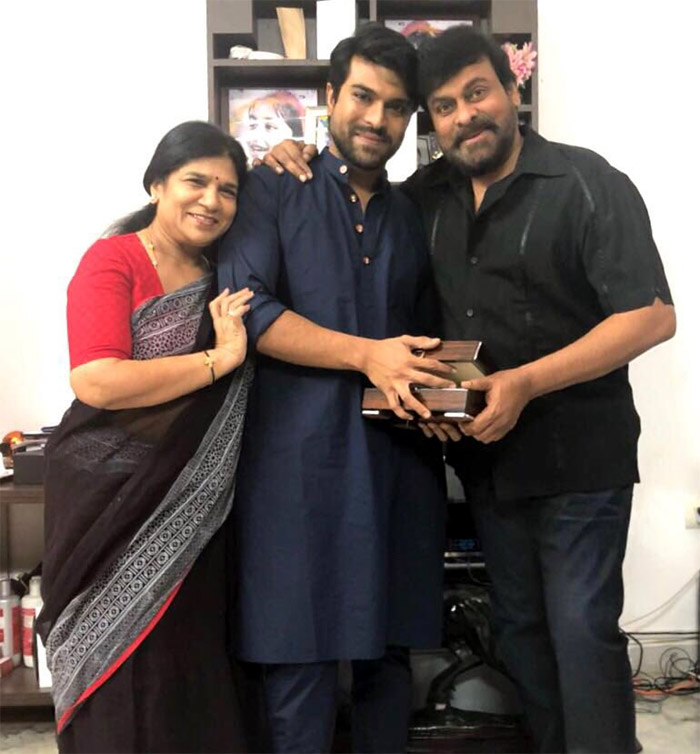 ram charan,chiranjeevi,birthday gift,timeless gift  చరణ్ కి అదిరిపోయే గిఫ్ట్ ఇచ్చిన చిరు!