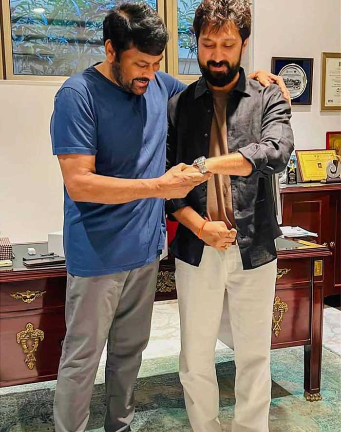 bobby  బాబీకి మెగాస్టార్ అరుదైన కానుక‌