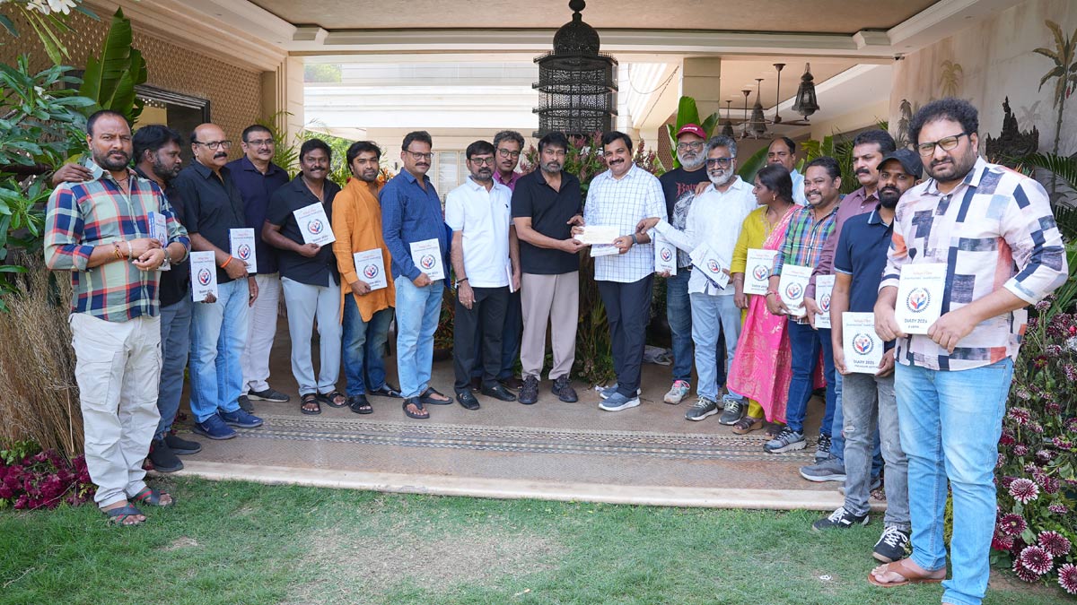chiranjeevi  మెగాస్టార్ చేతుల మీదుగా TFJA డైరీ లాంచ్