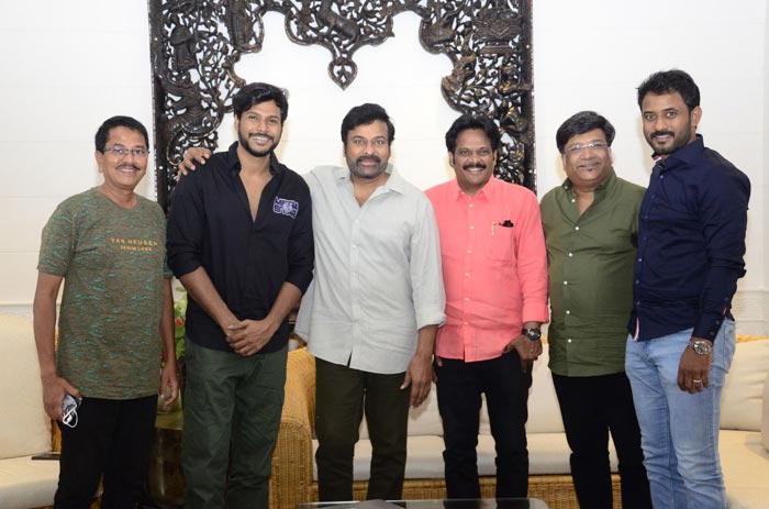 megastar chiranjeevi,chiru launches gully rowdy trailer,sundeep kishan,sundeep kishan gully rowdy