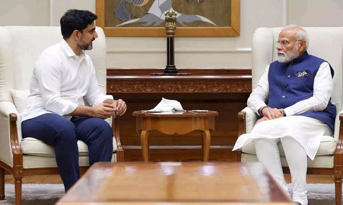 nara lokesh  పీఎం మోడీ తో మంత్రి నారా లోకేష్ 