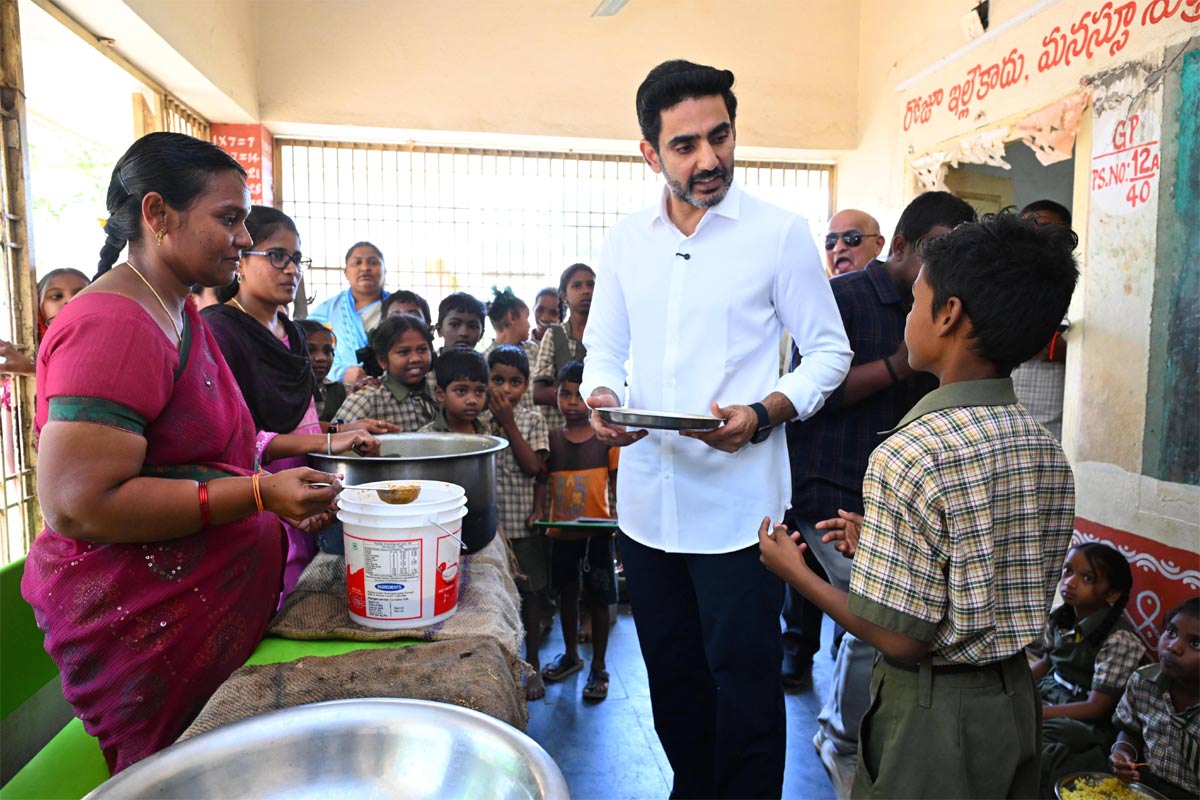 lokesh  చెప్పకుండా వెళ్లి షాకిచ్చిన లోకేష్ 