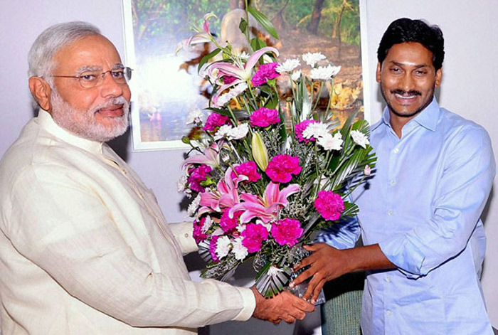 ys jagan mohan reddy,ysrcp,tdp,narendra modi,tdp,strategy of ys jagan  అబ్బో.. జగన్‌ మంచి ప్లాన్ లోనే ఉన్నాడుగా! 