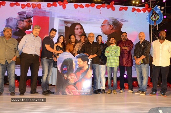 naa nuvve,kalyan ram,audio launch,tamanna,pc sreeram,jayandra,mahesh koneru  'నా నువ్వే నాకు కరెక్టేనా?: కళ్యాణ్ రామ్!