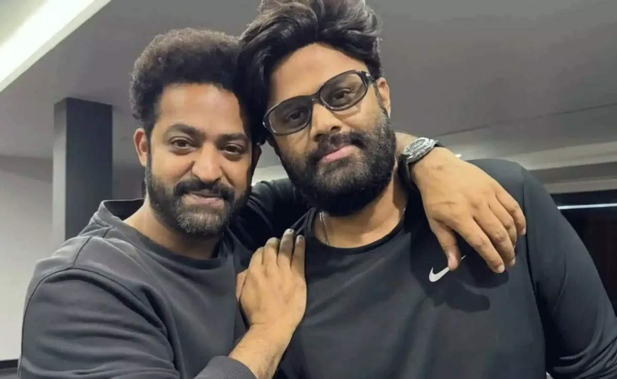 naga vamsi  వార్ 2 తో అంత నష్టపోయా - నాగవంశీ 