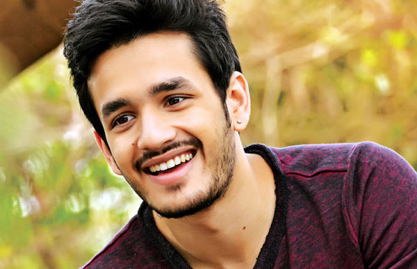 nagarjuna,akhil,vv vinayak,birthday gift  నాగ్ కి అఖిల్ ఇచ్చే పుట్టినరోజు కానుక!