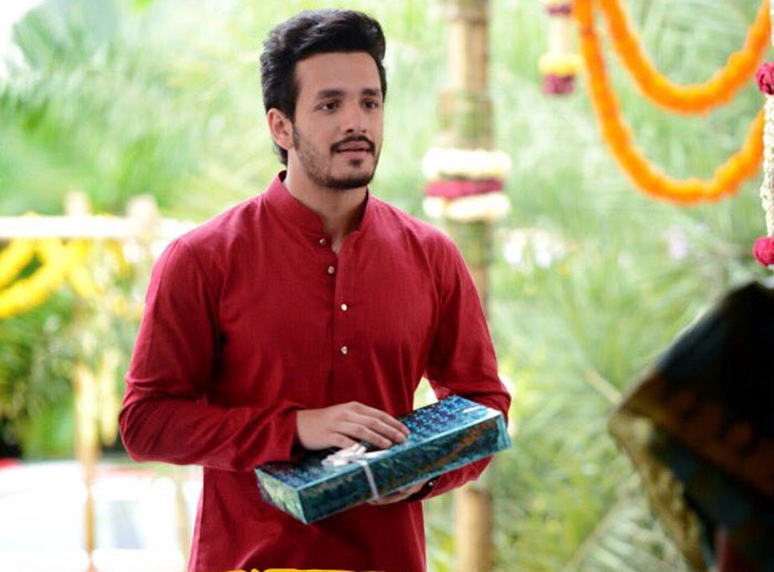 hello movie,nagarjuna,akhil,akhil business  'హలో' అమ్మకంలో నాగ్ నో కాంప్రమైజ్! 