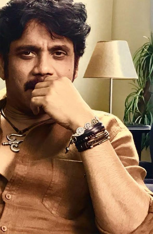 nagarjuna,rajugari gadhi 2,nagarjuna is back,akhil engagement  ది కింగ్ ఈజ్ బ్యాక్.....!!