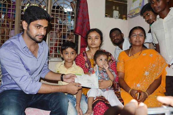 nagashourya,botta sathyam family,sreevani,bobbili  వీర జవాను కుటుంబానికి యువ హీరో సాయం!