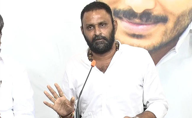 kodali nanim ap minister kodali,sensational comments,chandrababu naidu,nara lokesh  పప్పు-తుప్పు అంటూ రెచ్చిపోయిన నాని 