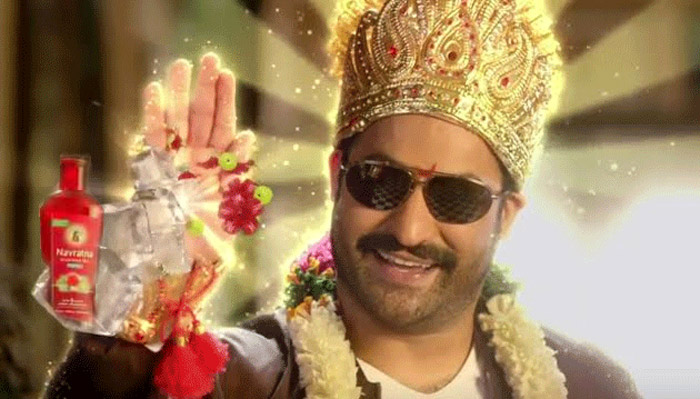 jr ntr,jai lava kusa movie,kalyan ram,navaratna thailam ad  కూల్ కృష్ణుడిగా ఎన్టీఆర్..!