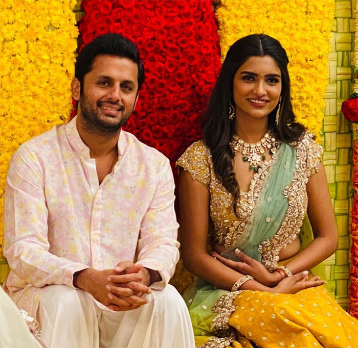 nithiin,shalini,pasupu kumkuma,marriage,love,hero nithiin  నితిన్, శాలిని.. ప్రేమ వ్యవహారాలివే..!