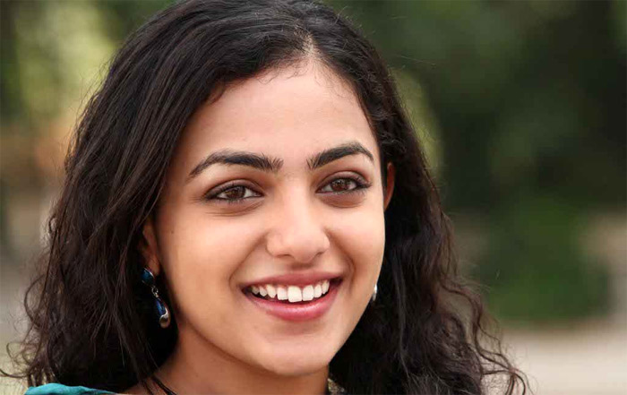 heroine nitya menen,mani ratnam,heroine chances rejected nitya,tollywood  అదంతా ట్రాష్ అంటున్న బొద్దుగుమ్మ!