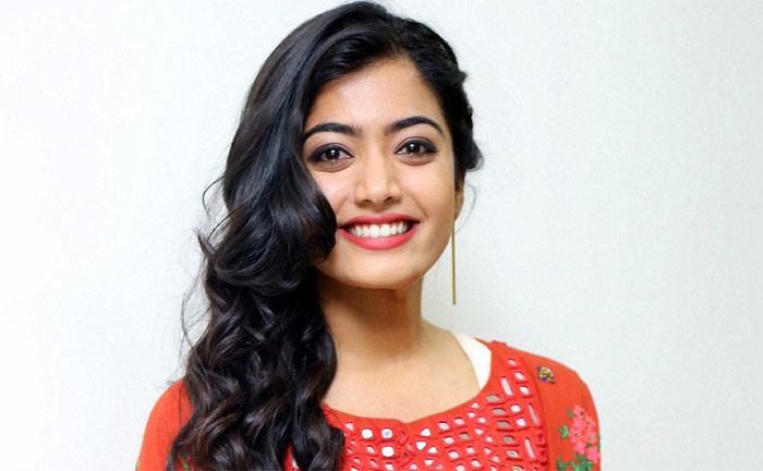 rashmika mandanna,devadas,no importance,nagarjuna,nani  రష్మిక(పూజ) ని సరిగా వాడలేదు కదా..!