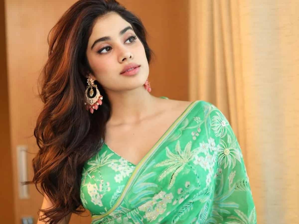 janhvi kapoor,ntr 30  NTR30: జాన్వీ కపూర్ పారితోషకం