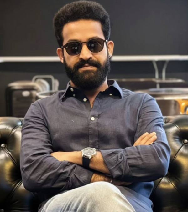 ntr  మండే ఎండ‌ల్లో మంటెక్కించే అప్ డేట్స్ !  