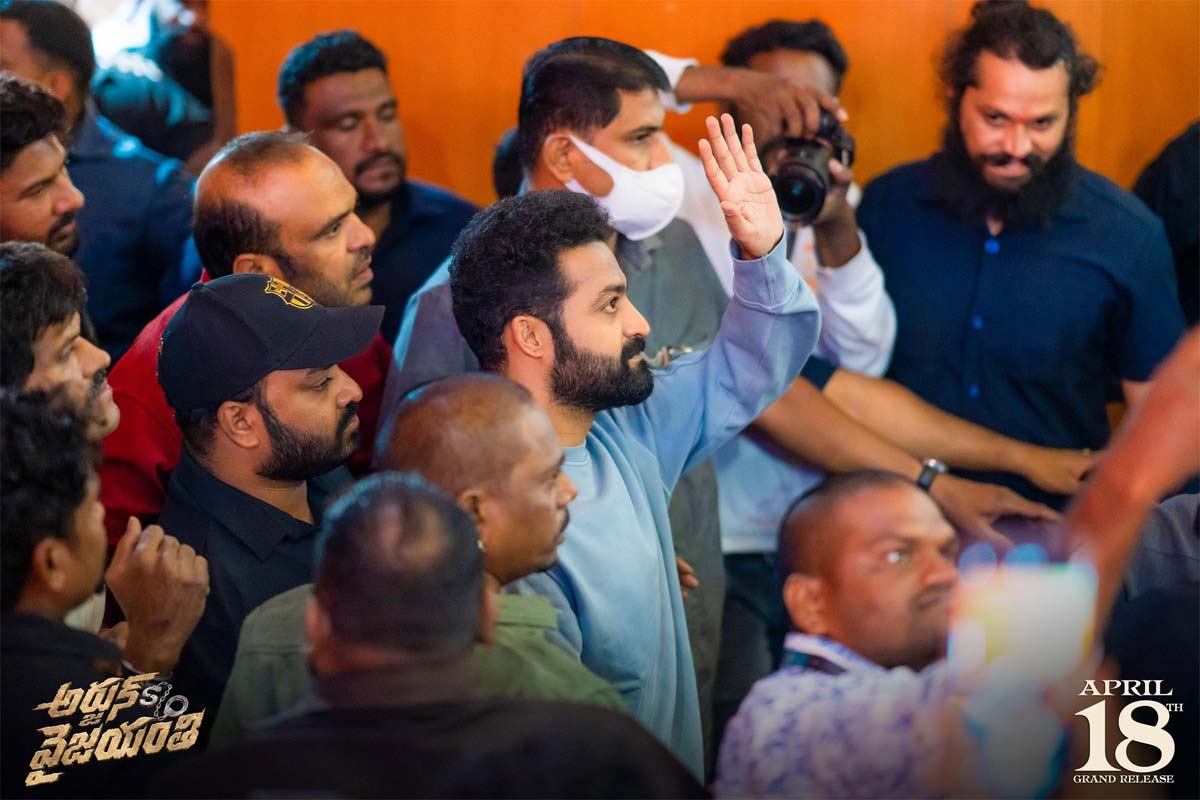 ntr  ఫ్యాన్స్ మీట్ పై ఎన్టీఆర్ హామీ 