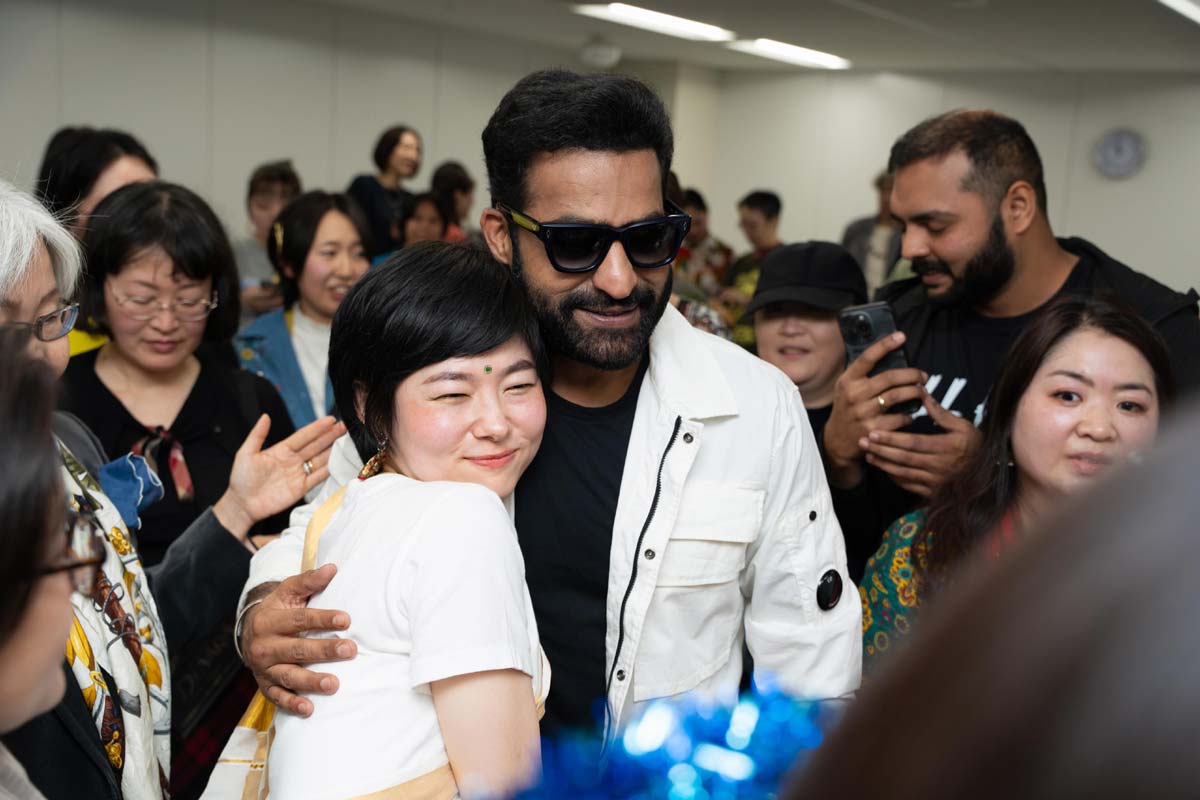 ntr  జపాన్‌ ఫ్యాన్ అభిమానానికి ఎన్టీఆర్ ఫిదా 