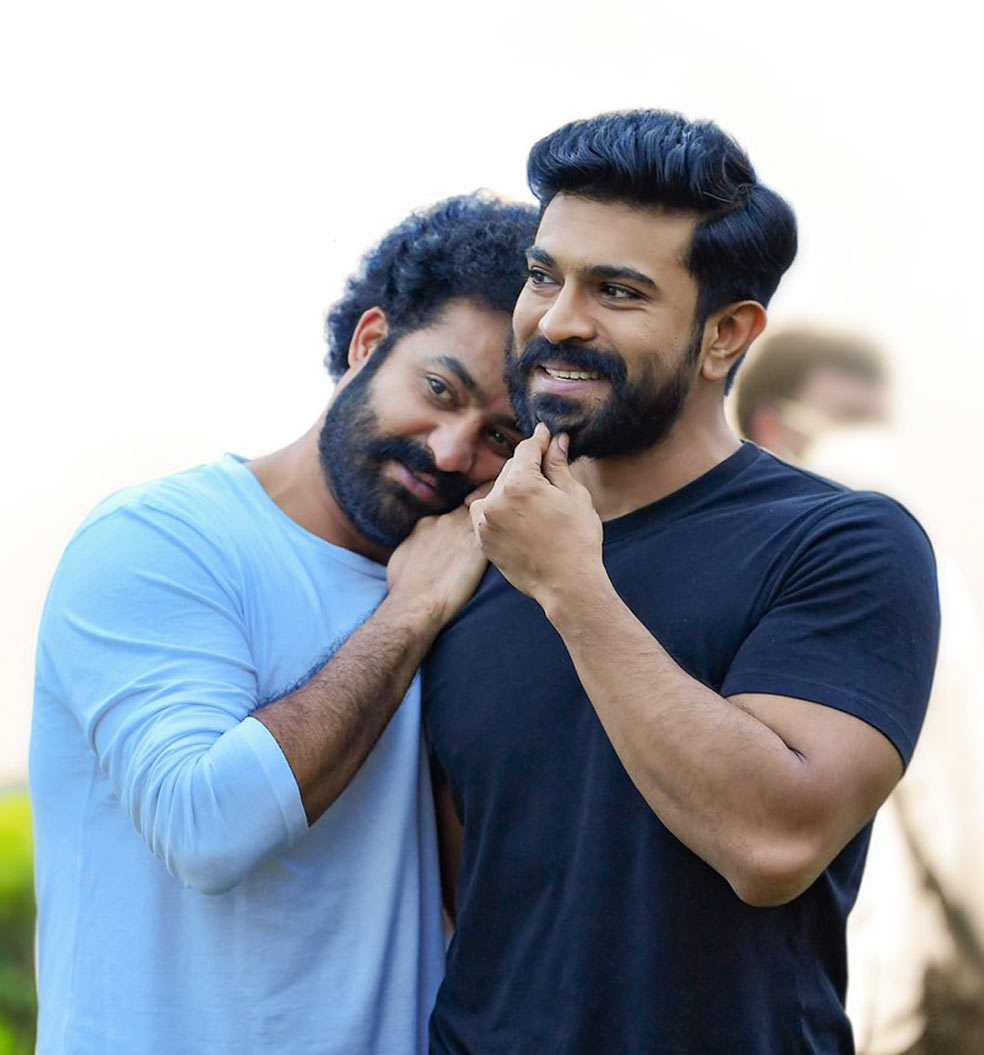 ntr,tarak,rrr,ram charan birthday celebrations,ram charan birthday celebrations at rrr sets,ntr special wishes to ram charan  అక్కడ మిస్ అయినా.. ఇక్కడ చెప్పేశాడు