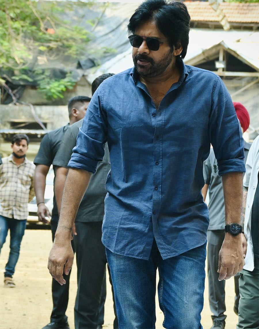 og,pawan kalyan  ఏంటా స్పీడు పవన్..