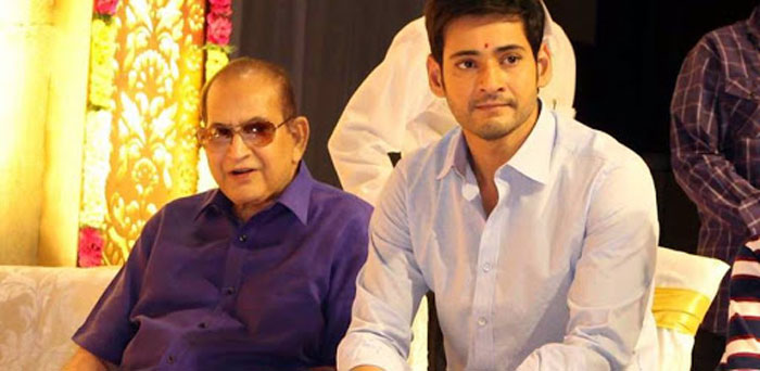 super star,krishna,mahesh babu,birthday celebrations,vijaya nirmala,mahesh movie,fans,shock  మహేష్ ఫ్యాన్స్‌కి షాక్ మీద షాక్..!