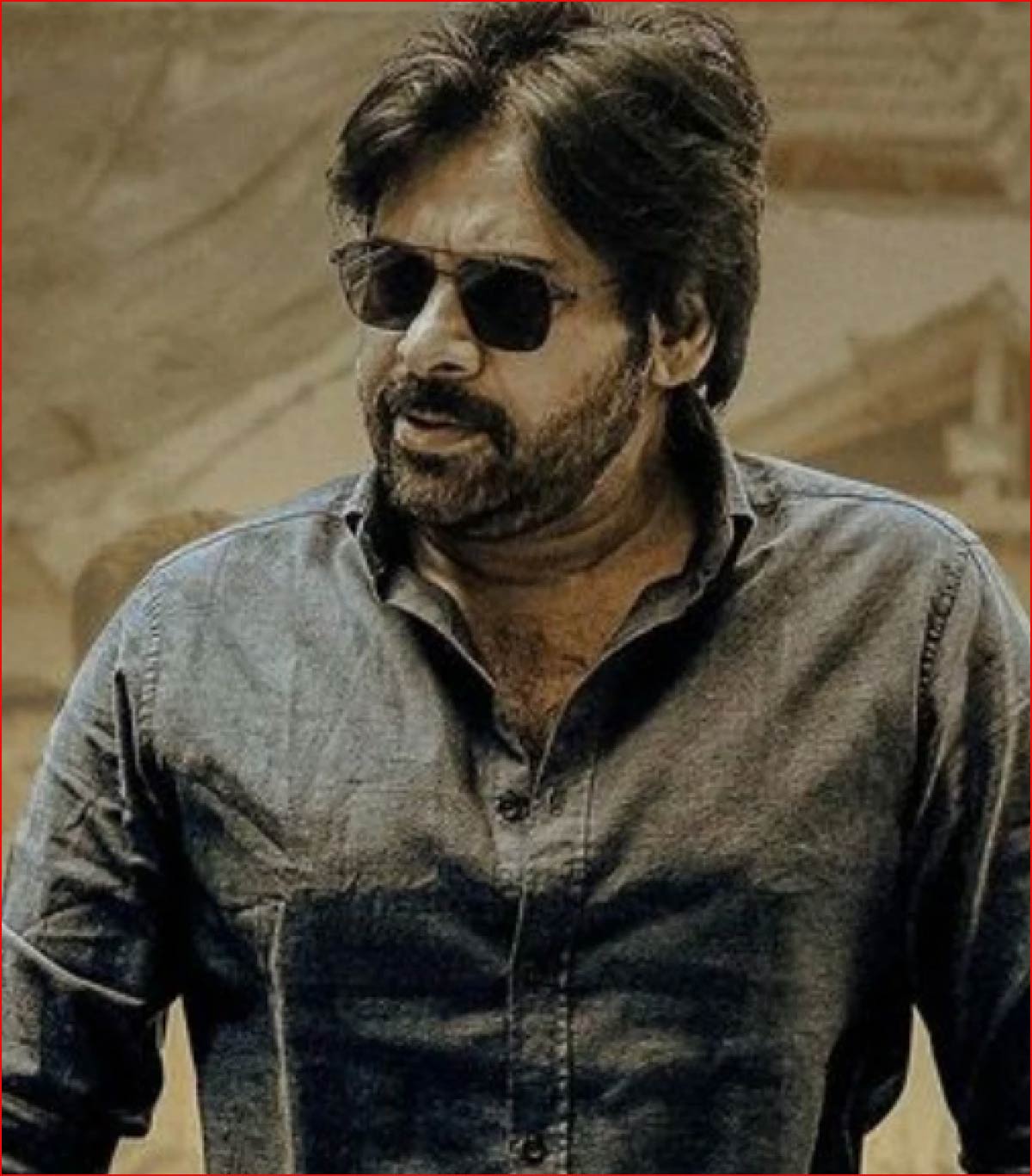 pawan  మండే కోసం వెయిట్ చేస్తున్న పవన్ ఫ్యాన్స్ 