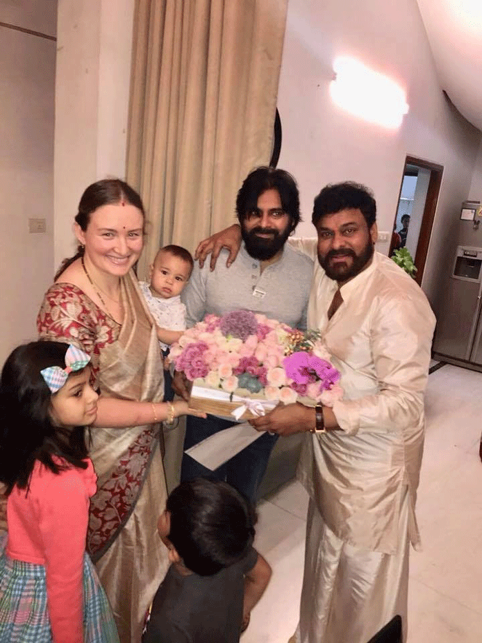 pawan kalyan,anna lezhneva,chiranjeevi,birthday,wishes  అన్నయ్య కోసం కుటుంబ సమేతంగా.. పవన్! 