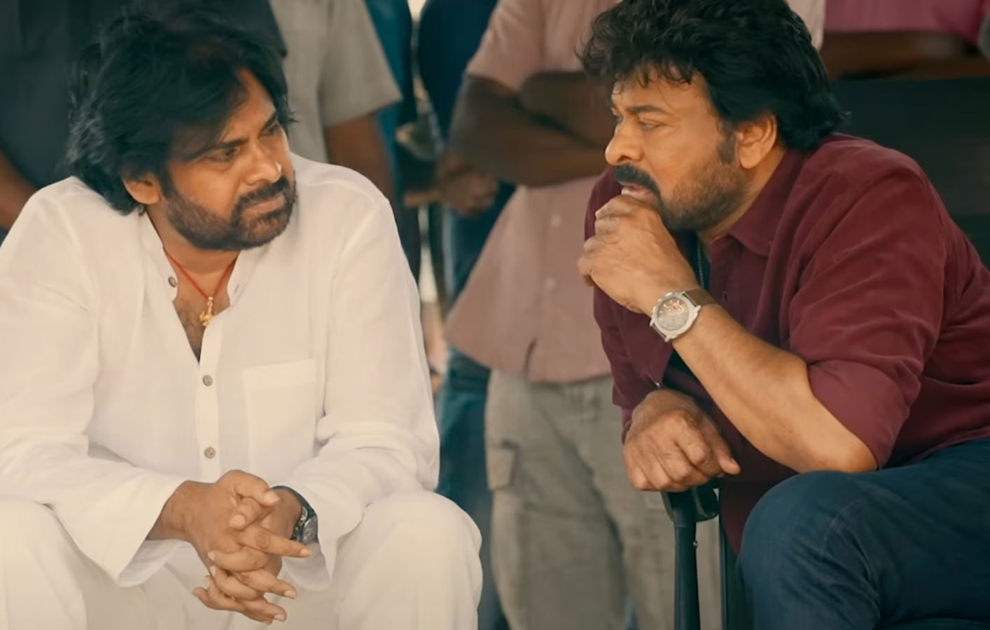 pawan  వైరల్ : మెగా బ్రదర్స్ సోషల్ మీడియా ట్వీట్స్