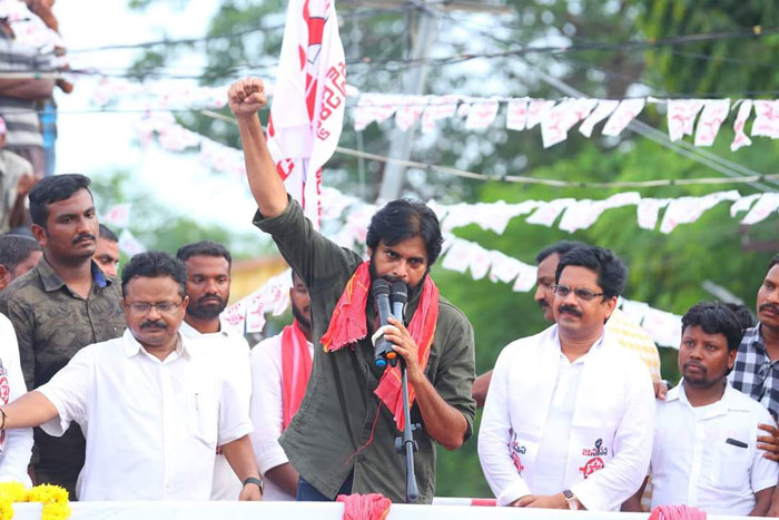 pawan kalyan,power,2019,andhra pradesh,janasena party  పవన్‌ కూడా రాజకీయాలు మొదలెట్టాడు..! 