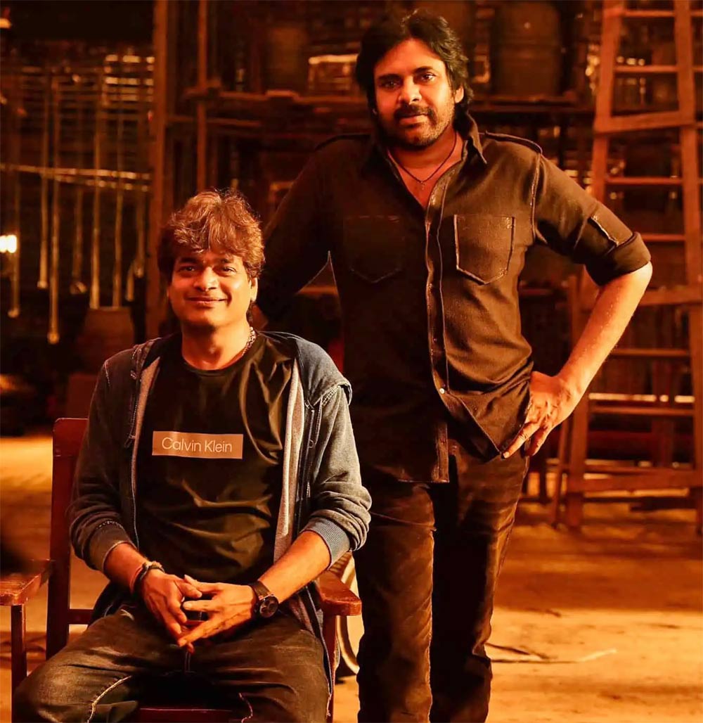 pawan kalyan  UBS - పవన్ కన్నీళ్లు పెట్టుకున్న సందర్భం 