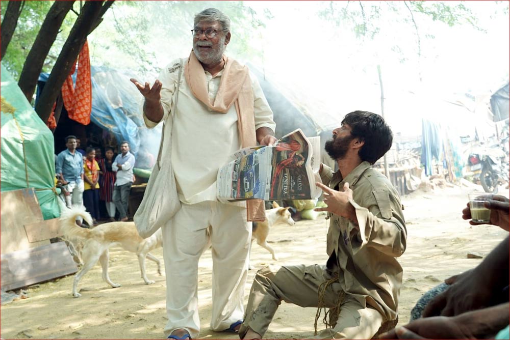police vaari heccharika movie  బాబ్జీ దర్శకత్వంలో పోలీసు వారి హెచ్చరిక