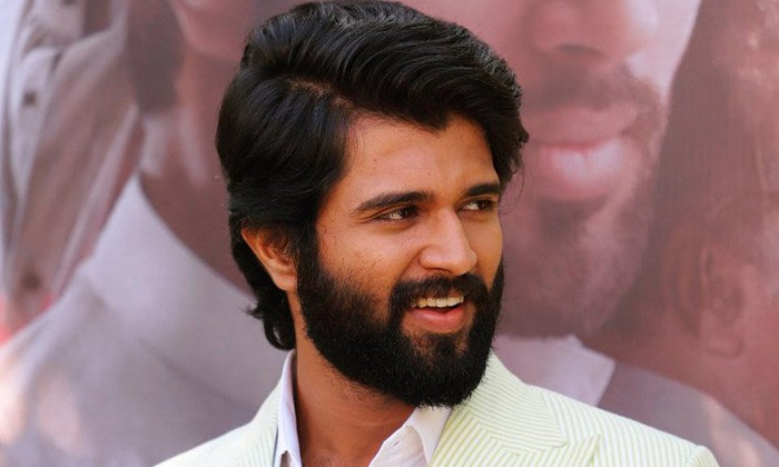 vijay deverakonda,nota,political leaders,targets  ‘నోటా’కి భయపడుతున్నట్లేగా..? 