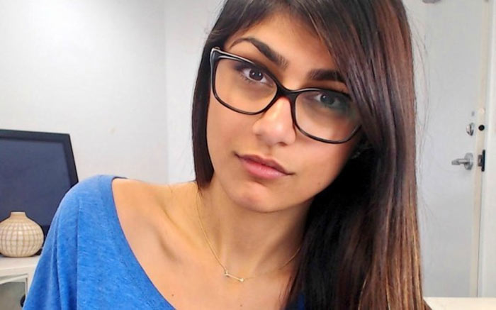 mia khalifa,porn star,malayalam film,sunny leone  మరో పోర్న్‌స్టార్‌ ఆగమనం..! 