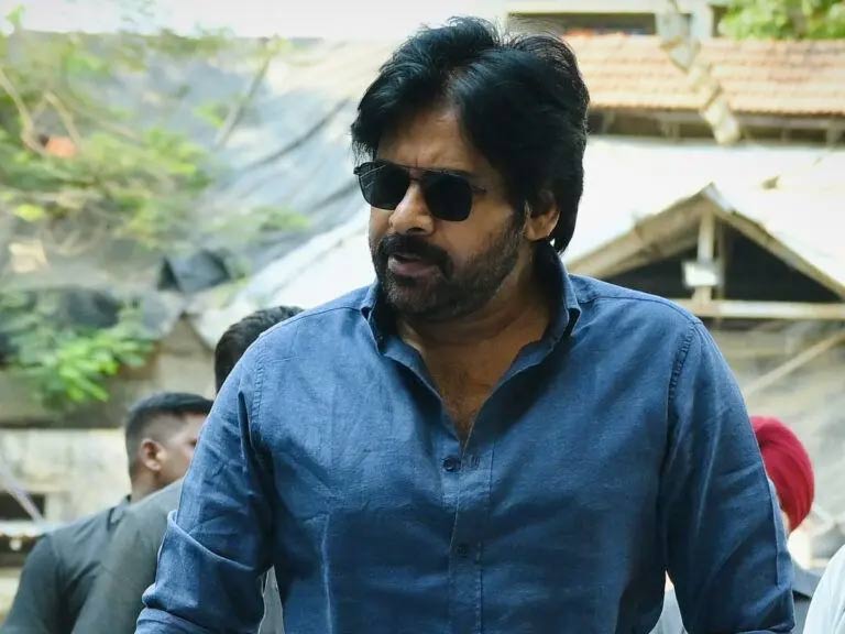 pawan kalyan  ప‌వ‌ర్‌స్టార్ వాయిదాల‌ ధ‌మాకా రికార్డ్