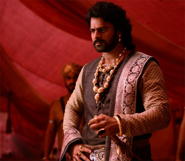 prabhas,bahubali,wax statue,bangkok,madame tussauds museum,south cinema industry  ఈ గౌరవానికి ప్రభాస్‌ అర్హుడు కాదా..!?