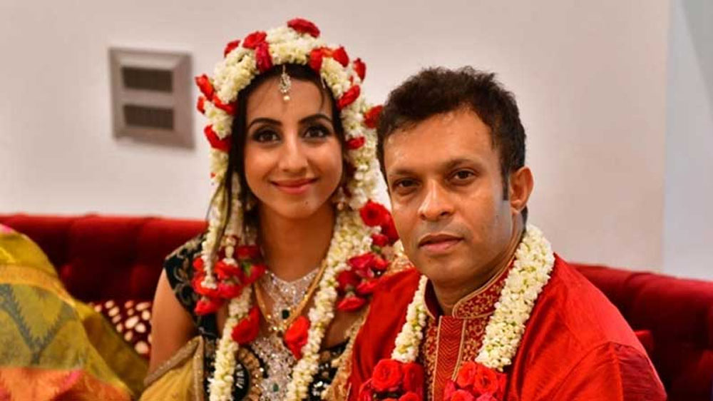 sanjana galrani,secret marriage,to dr. pasha,prabhas heroine,puri,bujjugadu movie second heroine,sanjana getting married  సీక్రెట్ గా పెళ్లి చేసుకున్న ప్రభాస్ హీరోయిన్