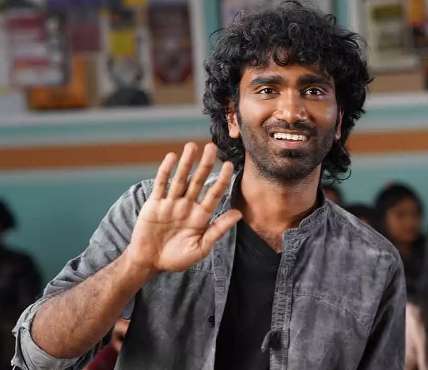 pradeep ranganathan  సైలెంట్ గా దూసుకుపోతున్న కుర్ర హీరో