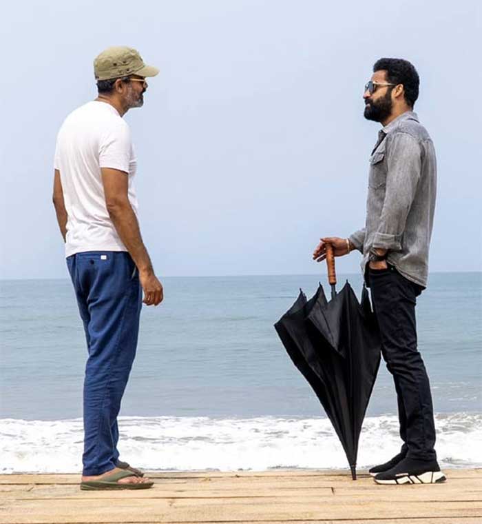 ntrneel  డ్రాగ‌న్ .. మీ ఊహ‌కే వ‌దిలేస్తున్నాం
