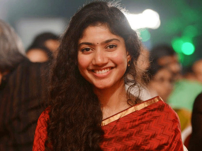 tollywood,producers interested,sai pallavi crage  సాయిపల్లవిని బాగా వాడుతున్నారుగా..!
