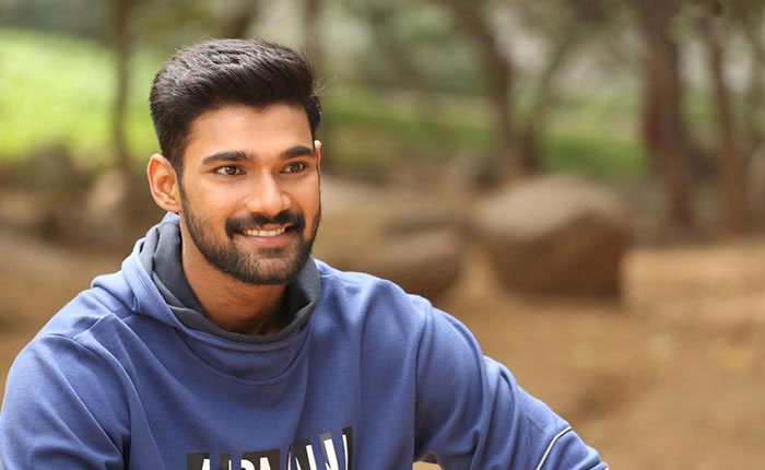 bellamkonda,sai srinivas,demands,10 crore,remuneration,producers,shock,tollywood  సరైన హిట్టు లేదు.. కానీ 10 కోట్లు అడుగుతున్నాడట!