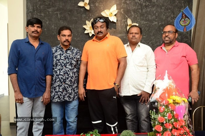 vv vinayak,launches,raja narasimha,movie,trailer  ‘రాజా నరసింహా’ ట్రైలర్ విడుదల