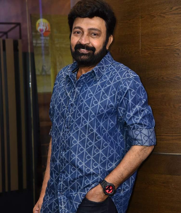 rajasekhar  సినిమా షూటింగ్ లో రాజశేఖర్ కు గాయాలు