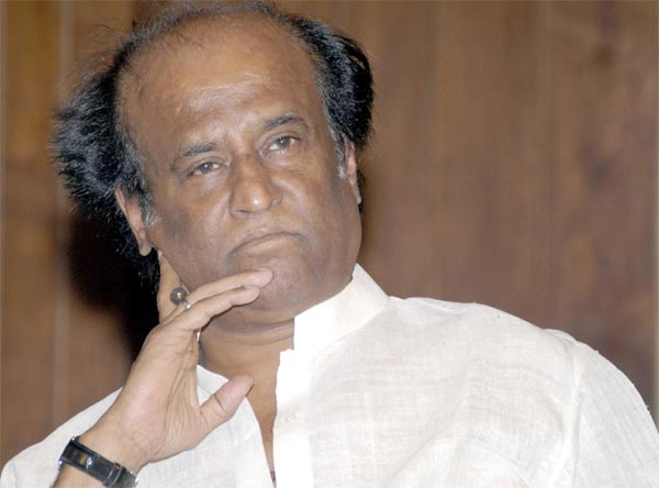 rajinikanth,narendharamodi,tippu sulthan movie  రజనీకి బిజెపి నుండి తలనొప్పులు...!