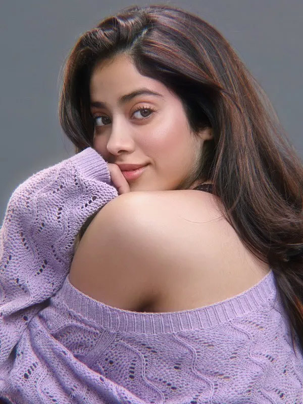 janhvi kapoor,juhu apartment,rajkummar rao,mumbai,juhu  కాస్ట్లీ ఇల్లు అమ్మేసిన జాన్వీ కపూర్  