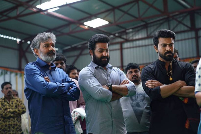 ram charan,rajamouli,ntr,rrr movie,latest updates  RRR: హైదరాబాద్ బోర్డర్ దాటుతోంది