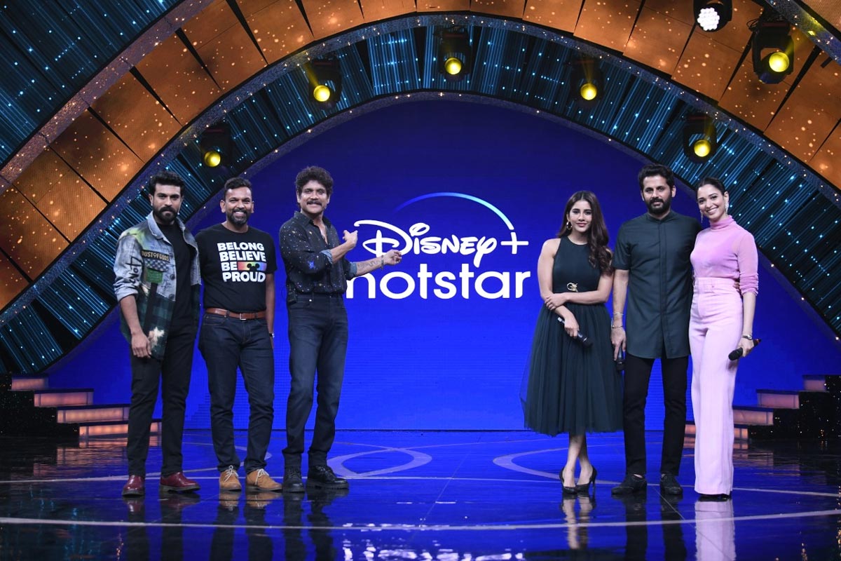 ram charan,maestro movie team,bigg boss 5  బిగ్ బాస్ స్టేజ్ పై రామ్ చరణ్, నితిన్ 