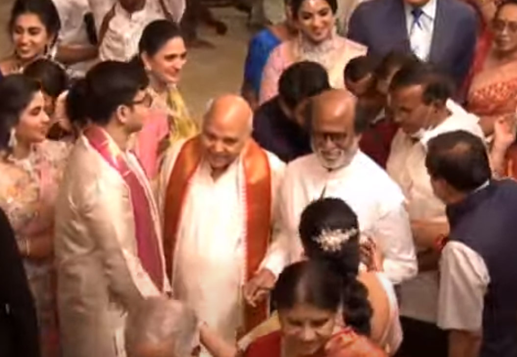 ramoji rao,celebrities at ramoji rao granddaughter wedding reception,chiranjeevi,kcr,rajinikanth,pawan kalyan,kiran  రామోజీ మనవరాలి పెళ్లి: రజిని-చిరు సందడి 